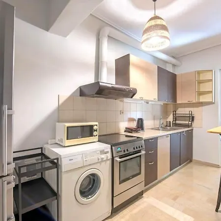 Cozy Luxury In Neos Kosmos Athens