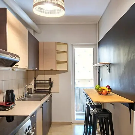 Apartment Cozy Luxury In Neos Kosmos *