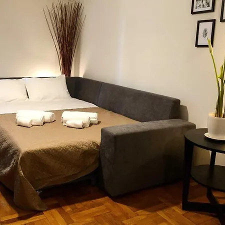 Apartment Cozy Luxury In Neos Kosmos